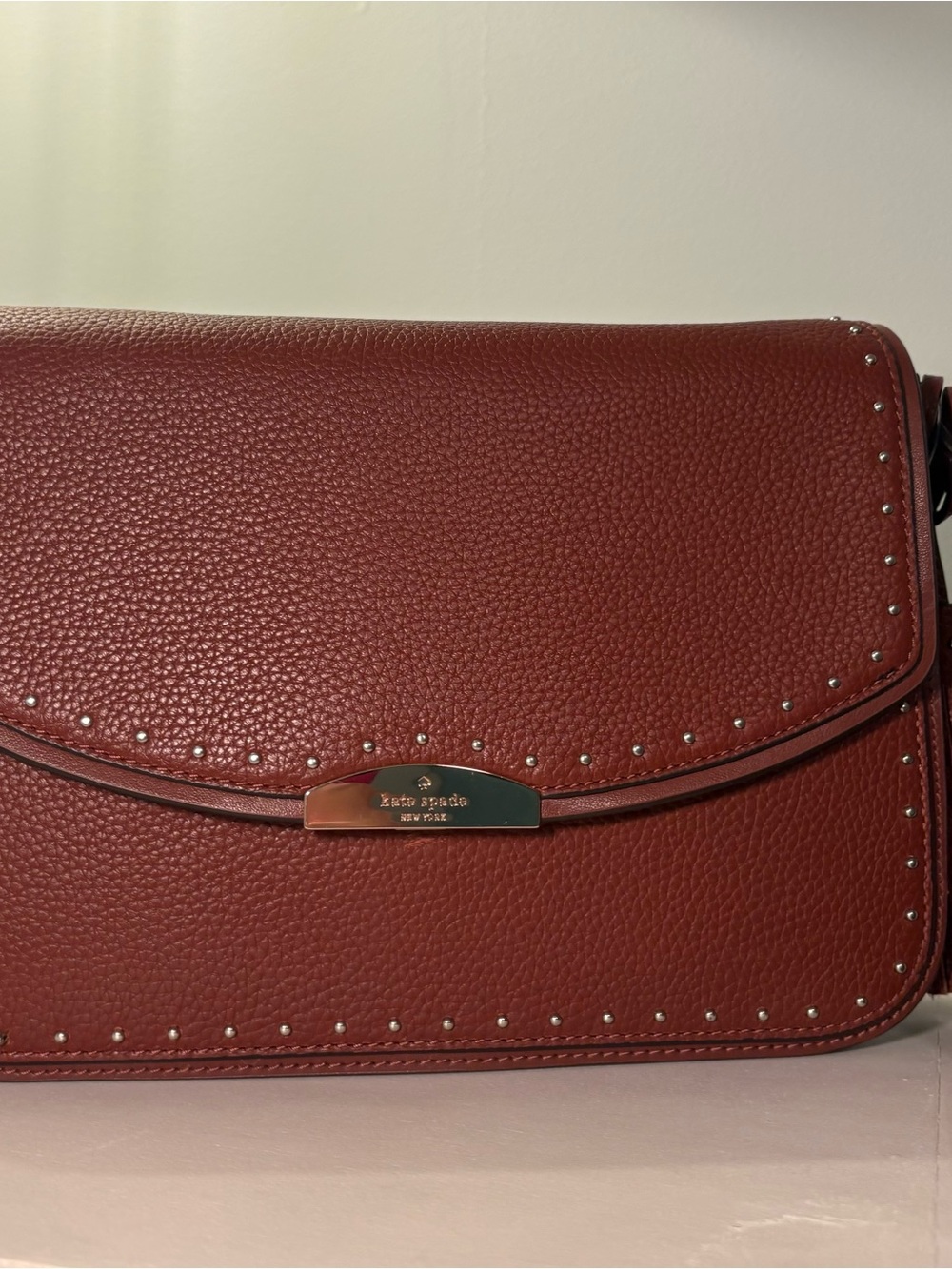 kate spade West Street Georgia Crossbody bag. Port(Chestnut Brown color)leather